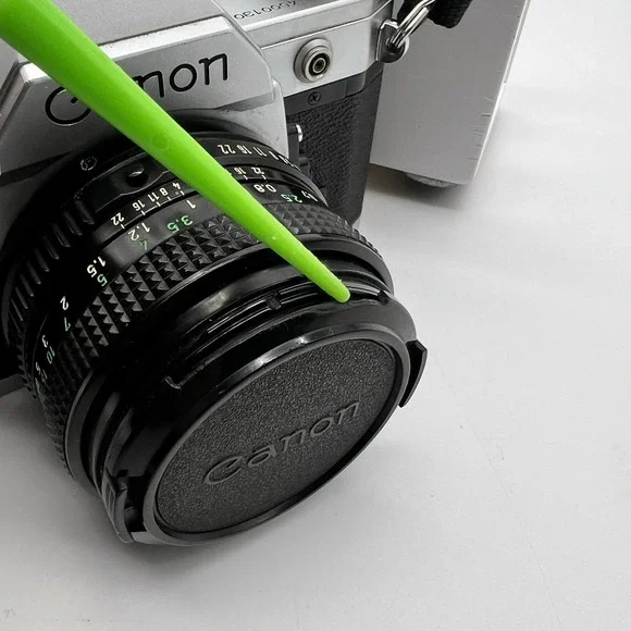 Canon AE-1 35mm SLR Film Camera w/ 50mm f1.8 S.C. & 80-200 mm 1:3.9 Lens-Manuals - Picture 10 of 13